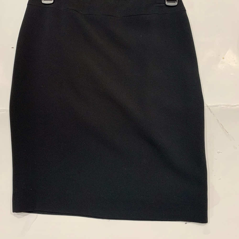 20” Black no- waist fully lined straight skirt